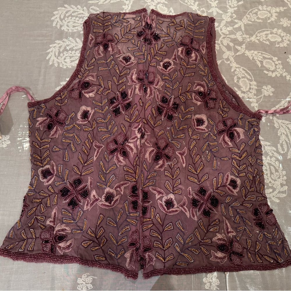 ❤️ NWT ARTISANAL HAND-EMBROIDERED 100% Silk BEADED Top - Picture 3 of 16